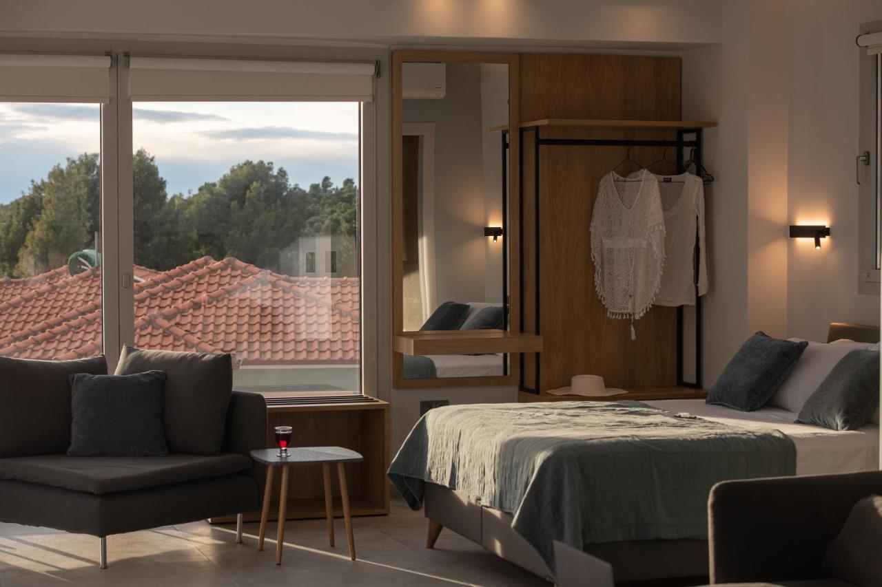 Nikiti Botanic Pool Suites エクステリア 写真